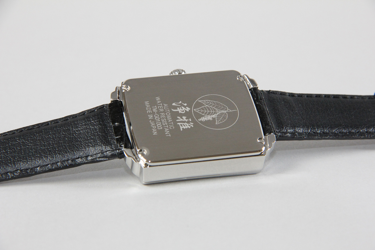 Urushi maki-e watches [Joga] Leaping horse