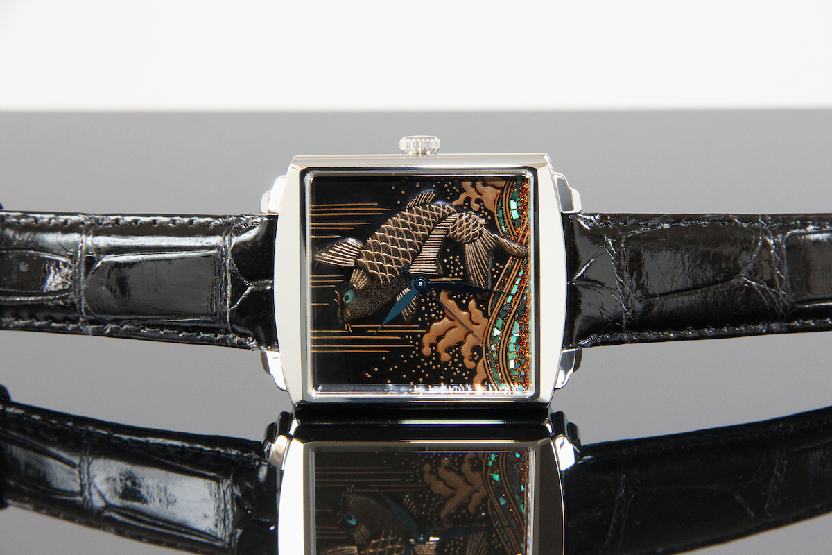 Urushi maki-e watches [Joga] Koi-no-Takinobori (Carp Swimming Up a Waterfall)
