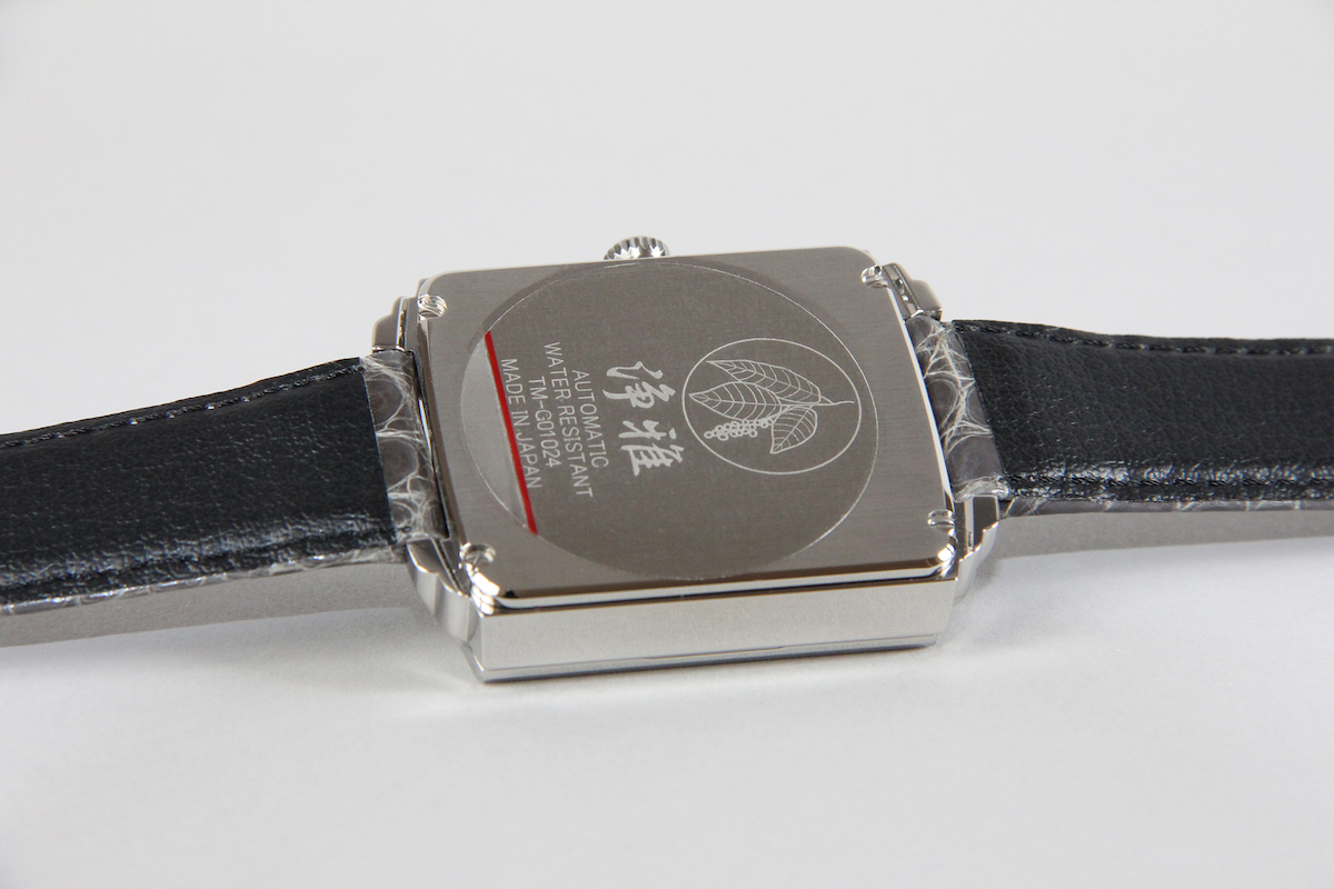 Urushi maki-e watches [JOGA]Whale