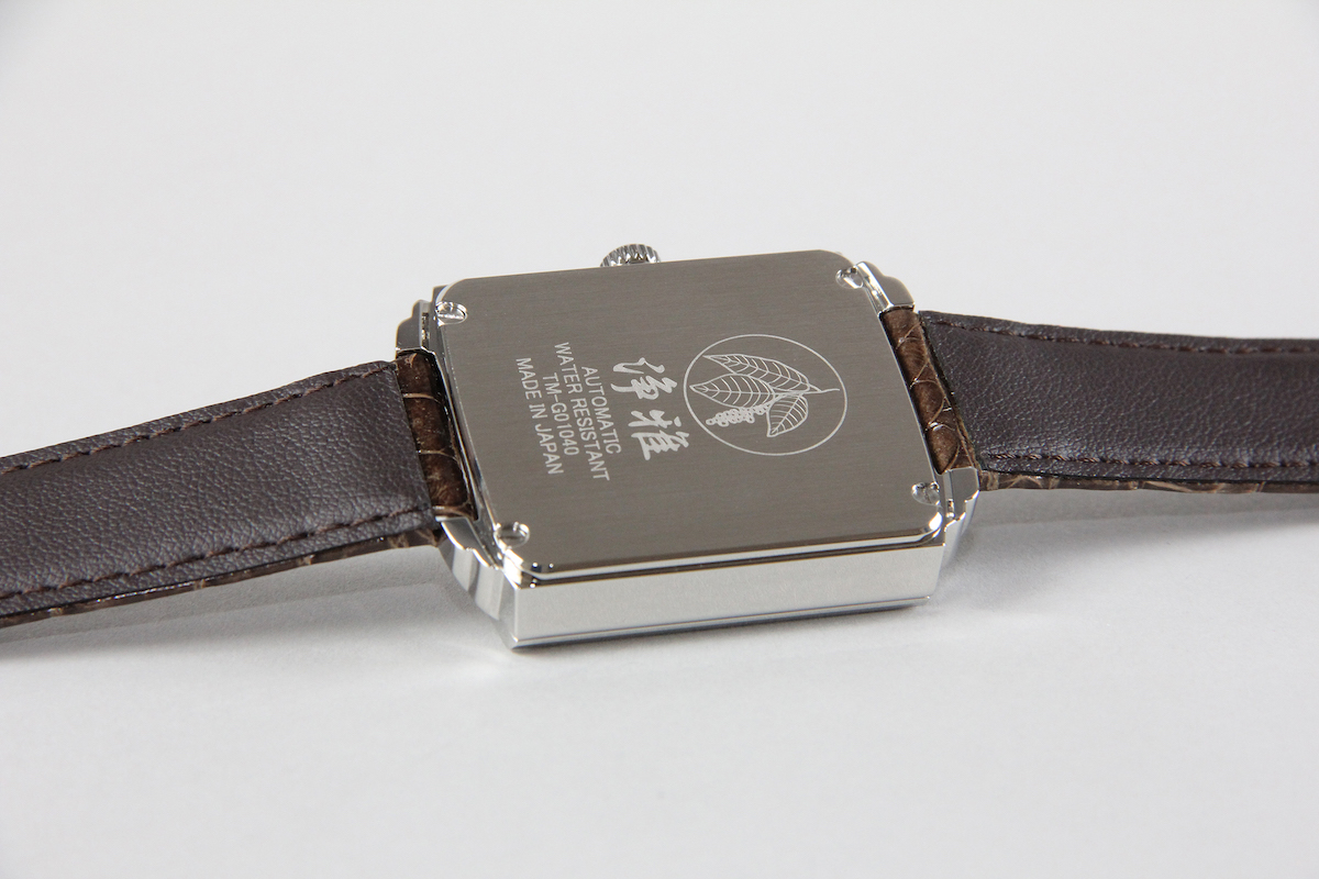 Urushi maki-e watches [Joga] Jakuchu’s A Hen