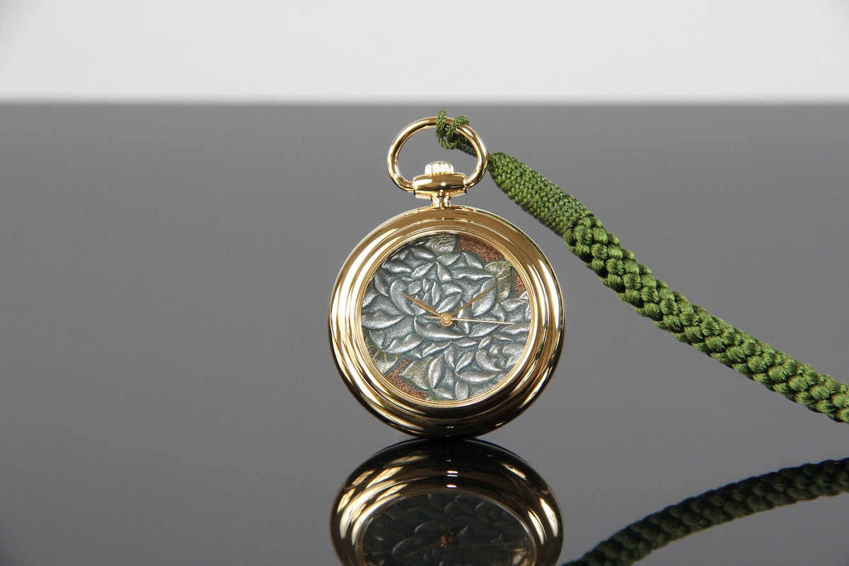 Urushi maki-e watches [JOGA]Jakuchu’s Roses (Ao-makie)