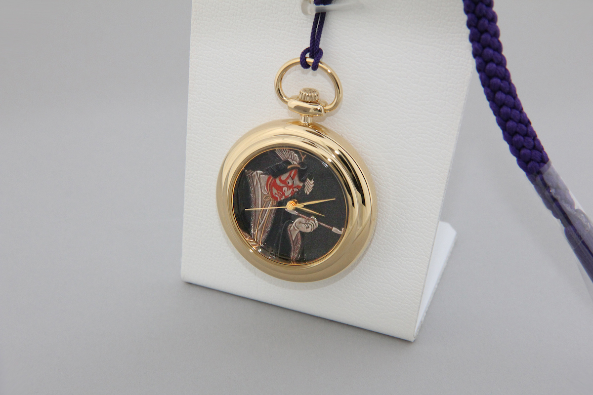 Urushi maki-e watches [Joga] Katsukawa Shunsho's The Actor Ichikawa Danjuro V in His Dressing　-Taka maki-e-