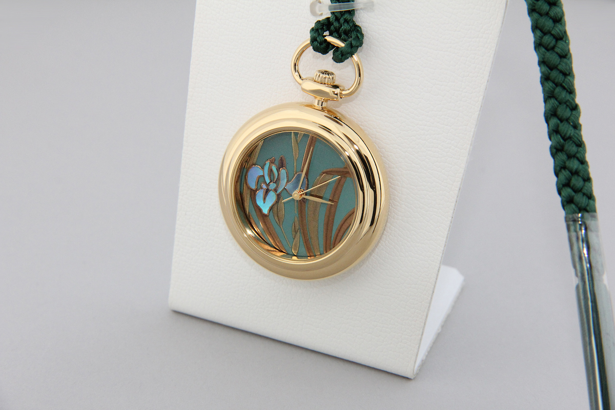 Urushi maki-e watches [JOGA]Iris laevigata