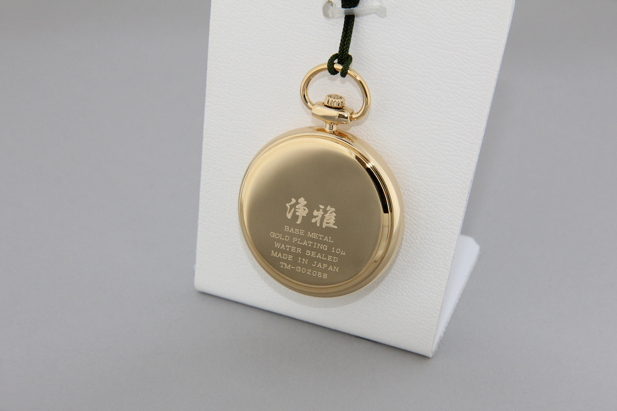 Urushi maki-e watches [Joga] Plum blossoms